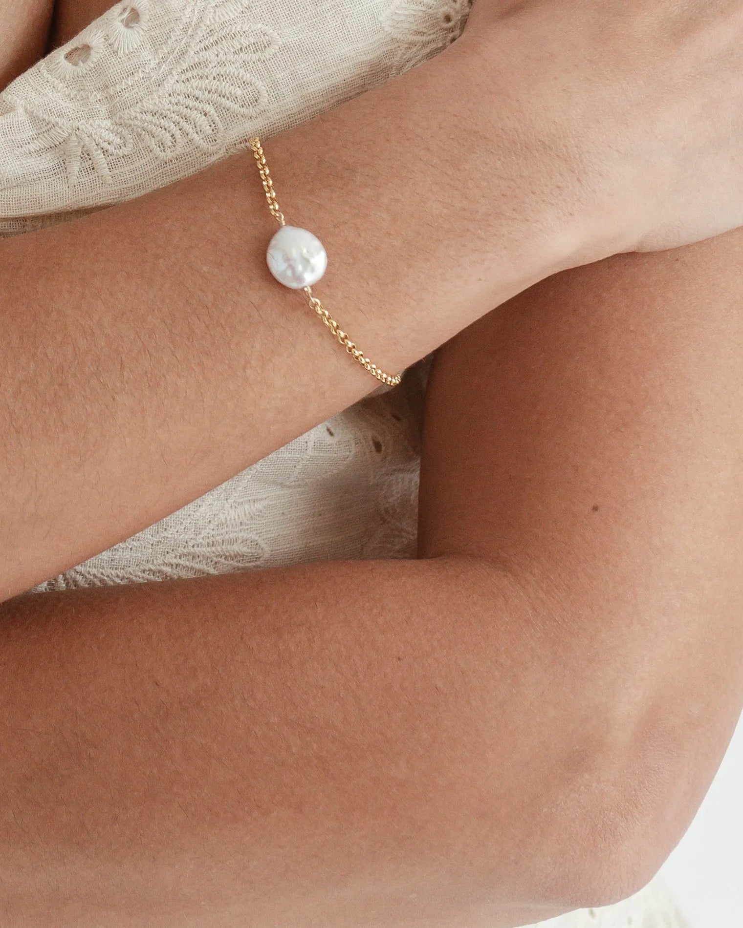Layla Baroque Pearl Chain 14k Gold Bracelet