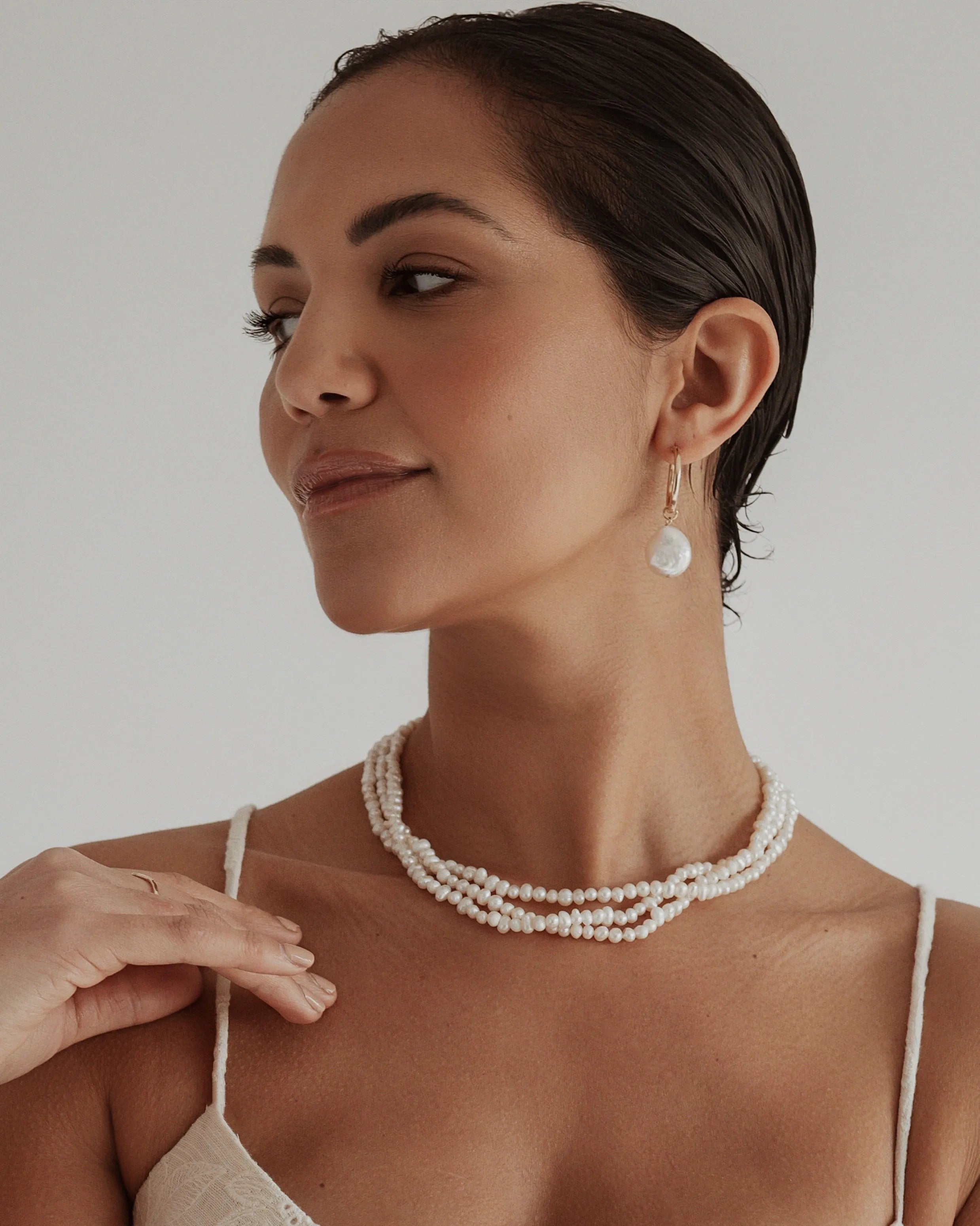 Layla Baroque Pearl 14k Gold Hoops -22mm