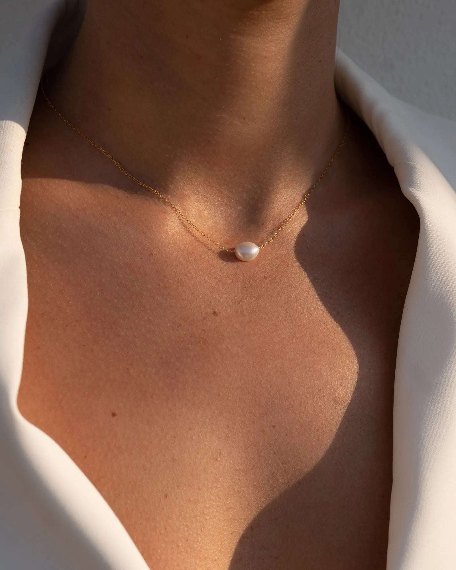 Cami Single Baroque Pearl 14k Gold Fine Necklace