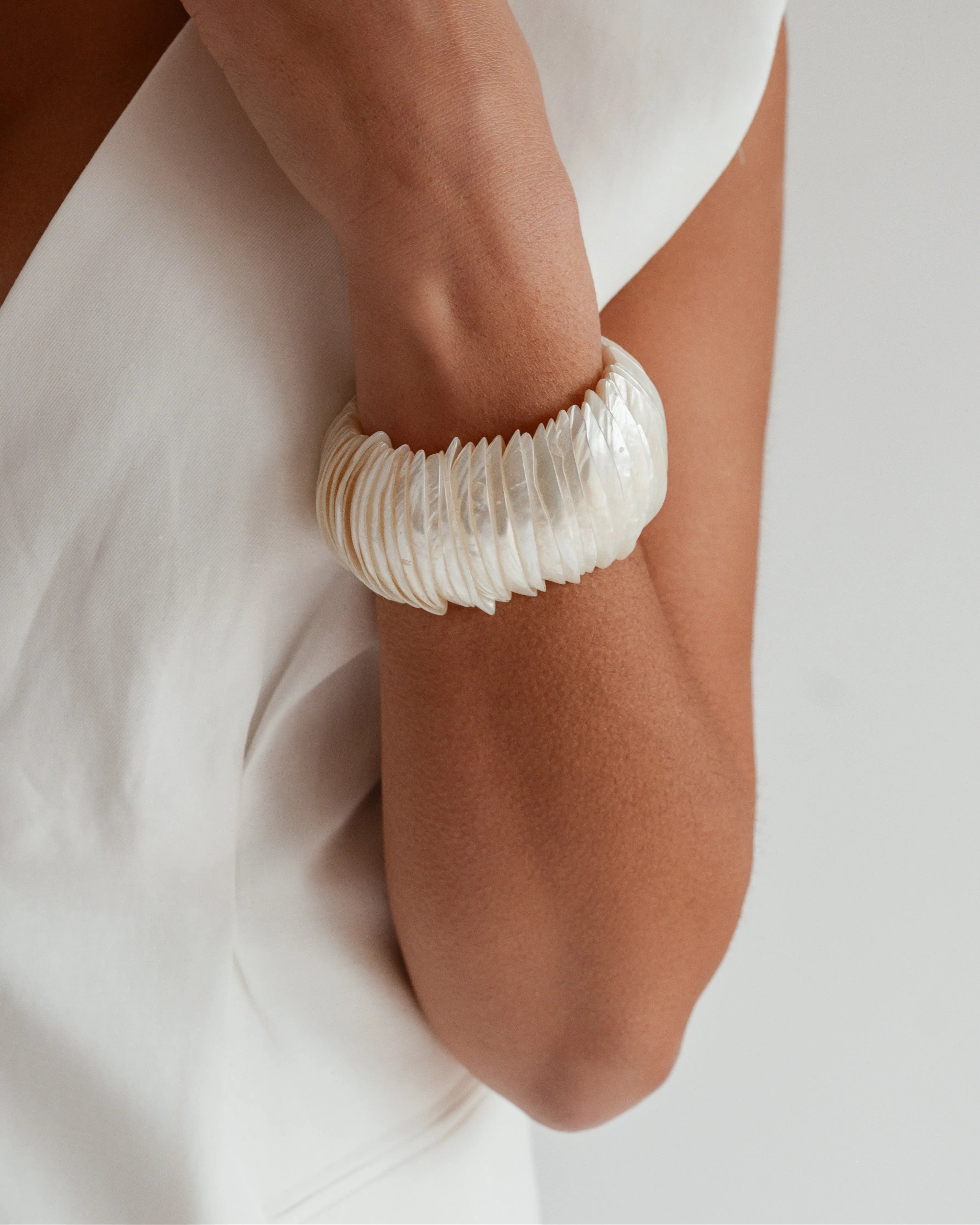 Island Mother Of Pearl Shell Bracelet
