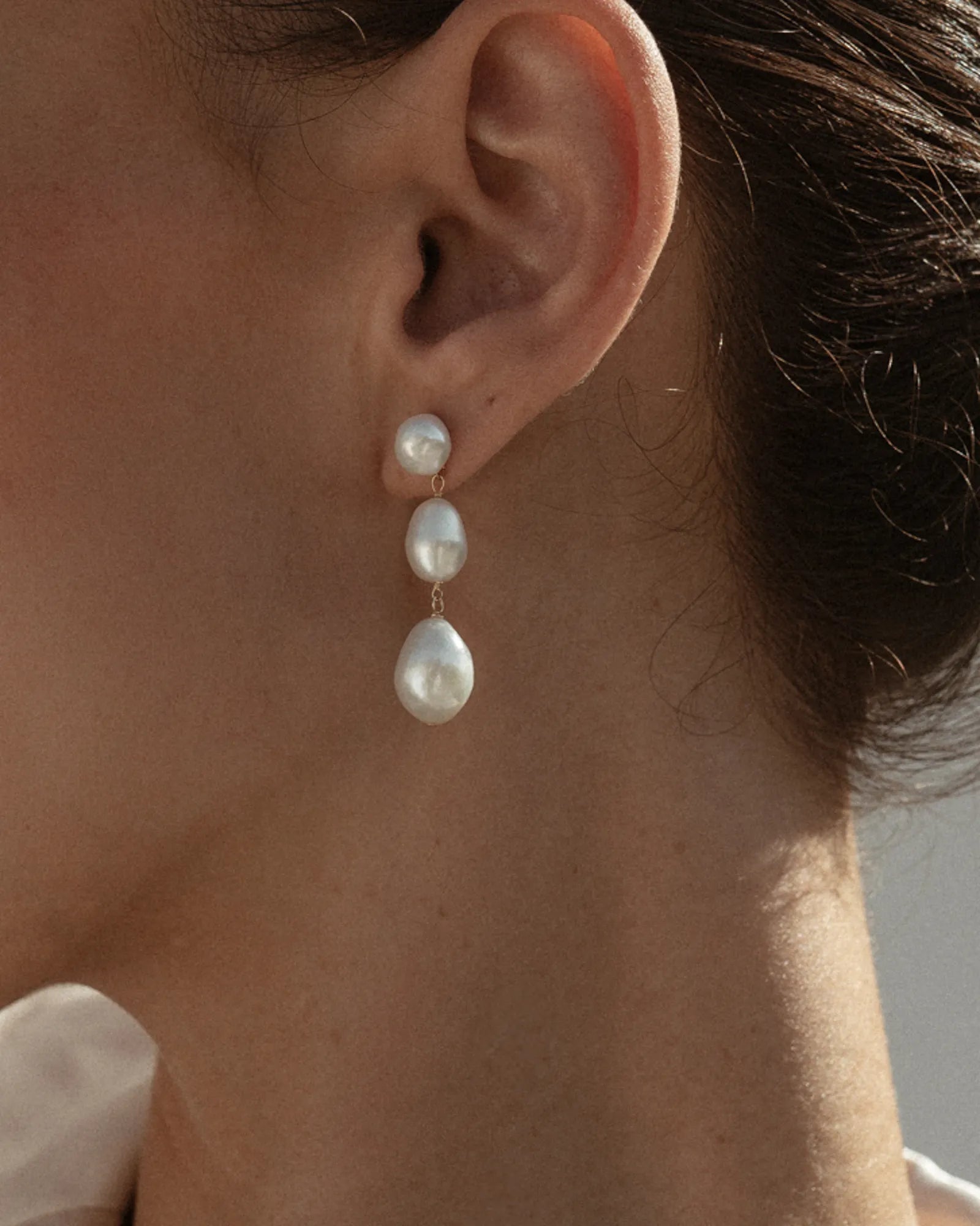 Eva Baroque 3 Pearl 14k Gold Drop Earrings