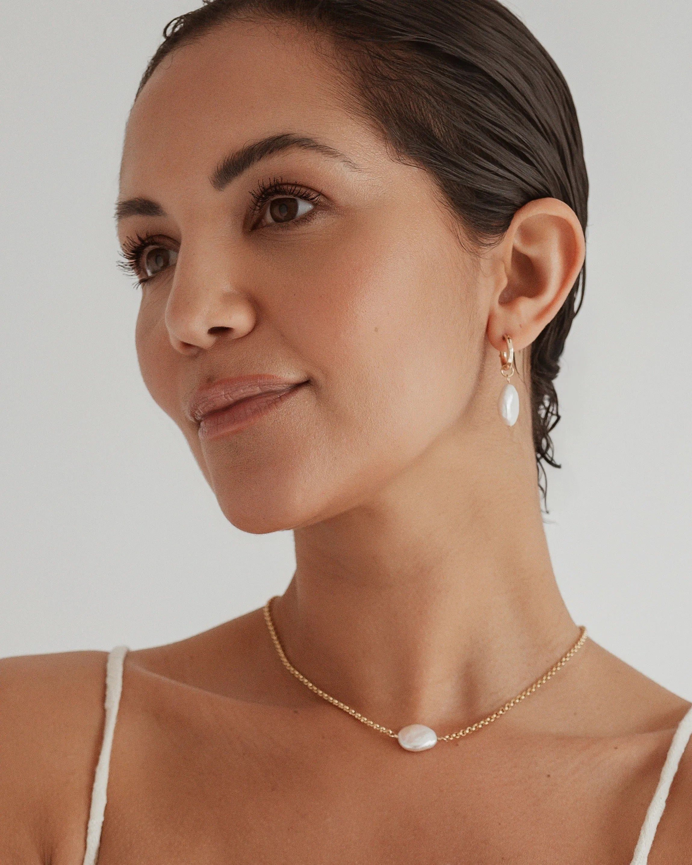 Layla Baroque Pearl 14k Gold Huggie Hoops -12mm